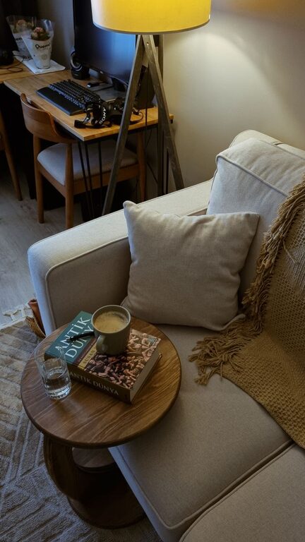 Simple Tips for Creating a Cozy Reading Nook in Your Home